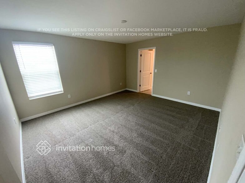 Building Photo - 5140 White Chicory Dr