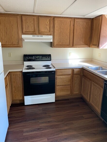 Building Photo - 5252 Bracken House Ct