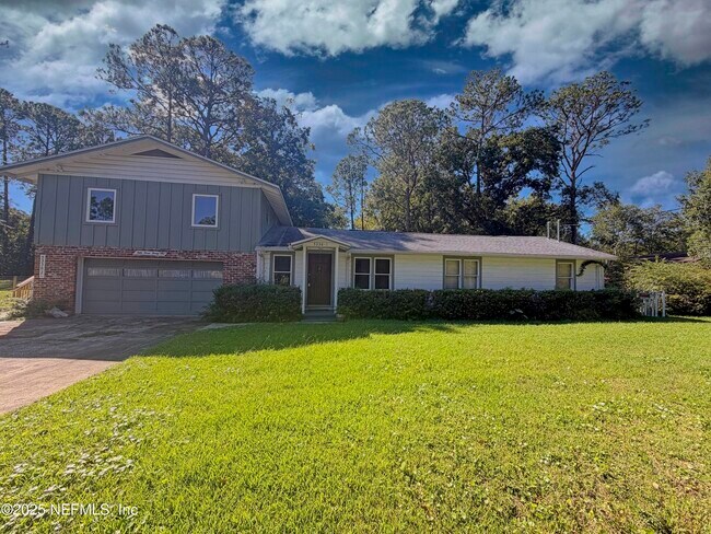 Primary Photo - 5336 Alpha Ave