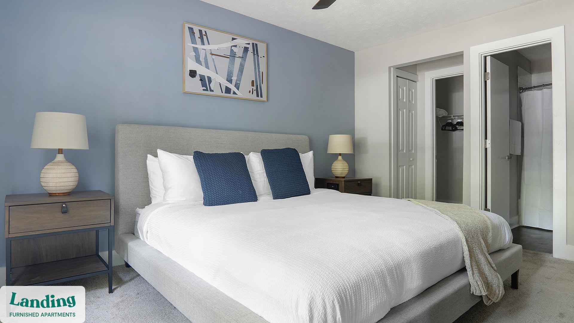 Building Photo - 2000 E Lake Pkwy