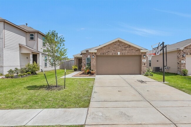 Building Photo - 5614 Grizzly Bear Wy