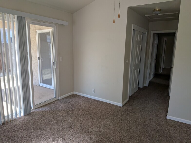 Building Photo - 3055 Snowbird Dr