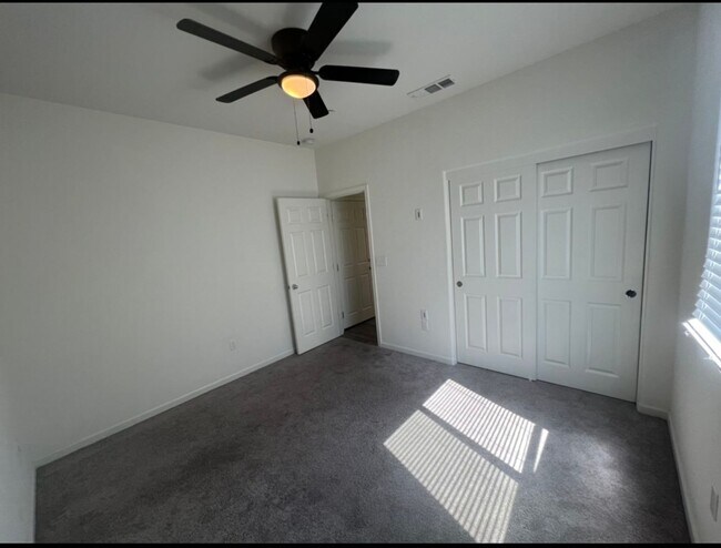 Building Photo - 2038 S Palm St