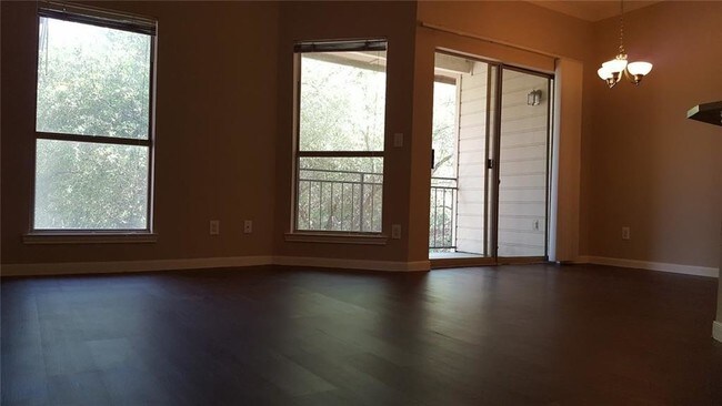 Building Photo - 6000-18 Shepherd Mountain Cove