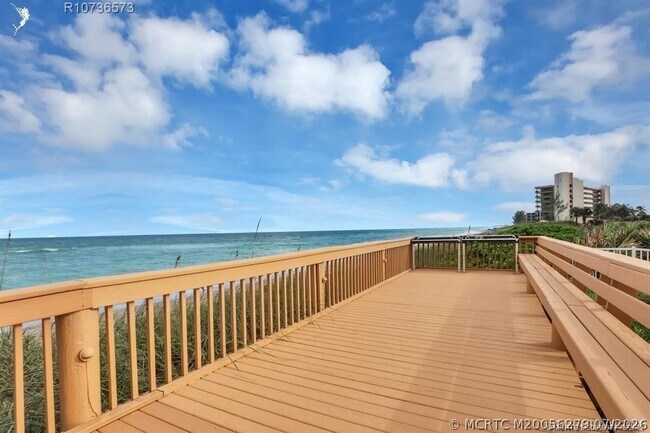 Building Photo - 10600 S Ocean Dr