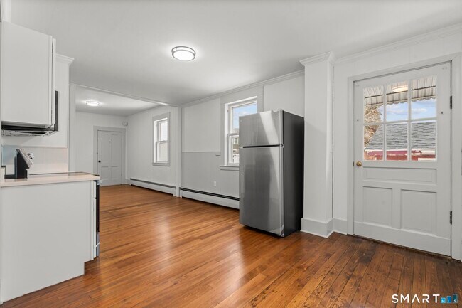 Building Photo - 26 Water St