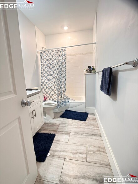 Building Photo - 30 Murdock St