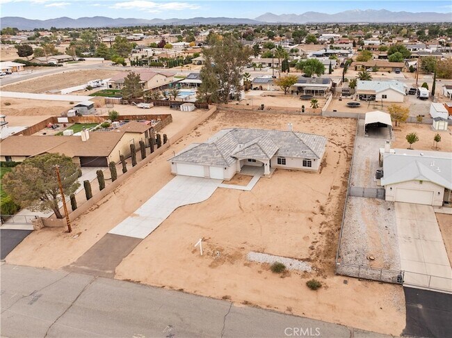 Building Photo - 8104 Corona Ave