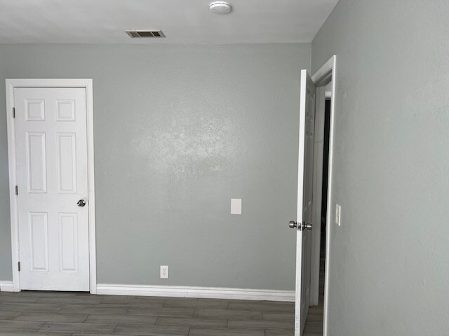 Building Photo - 16588 Vine St