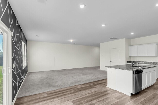 Building Photo - 424 Pender Woods Dr