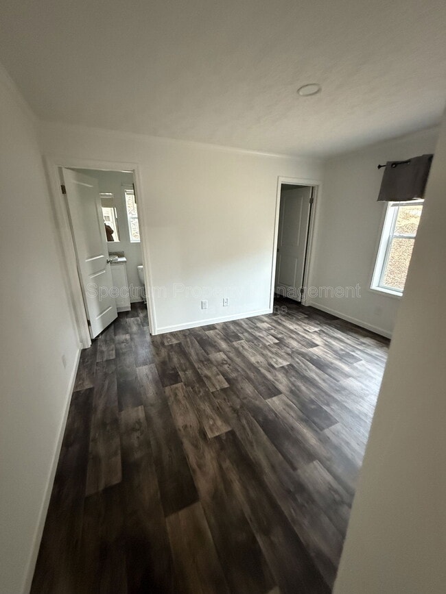 Building Photo - 18 Abbott St