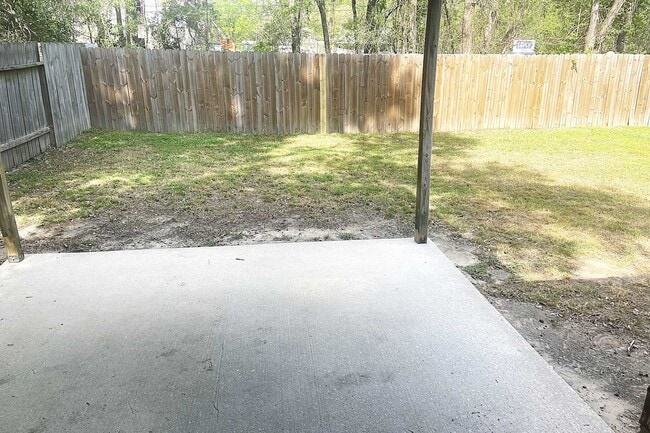 Building Photo - 3811 Spruce Bay Dr