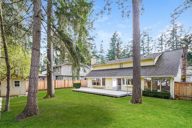 Building Photo - Beautifully Updated Mill Creek Home in Prime Location