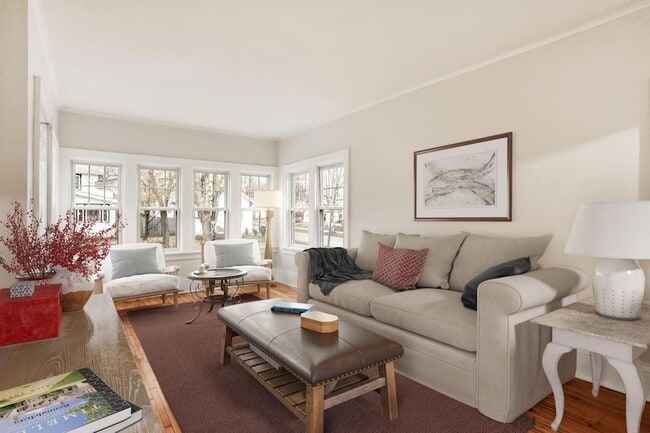 Building Photo - 3407 N Oliver Ave