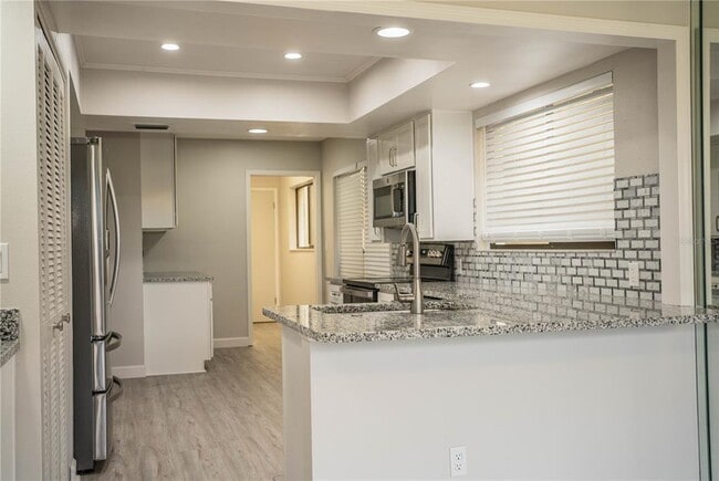 Building Photo - 4315 Creekwood Ln