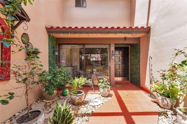 Building Photo - 3505 Torremolinos Ave