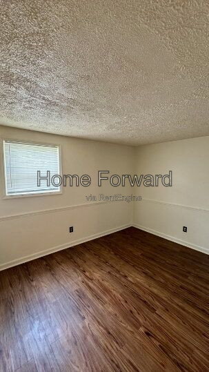 Building Photo - 175 Malabu Dr