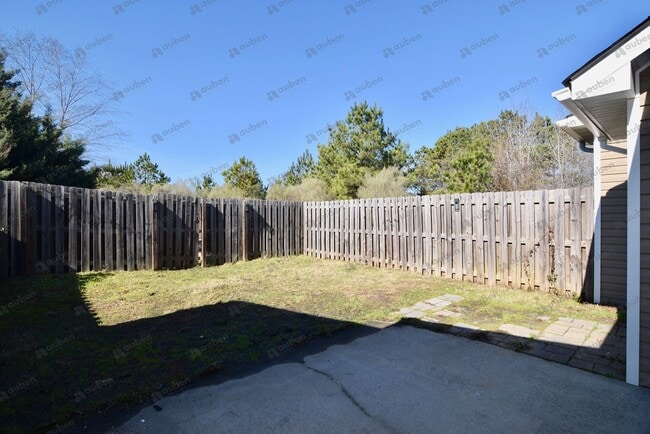 Building Photo - $1,350 - 2 Bed/2 Bath House for rent in Gr...