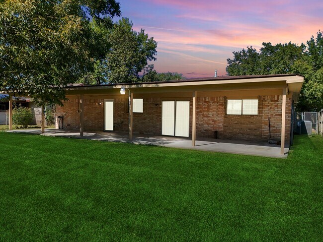 Building Photo - 4114 Connorvale Rd