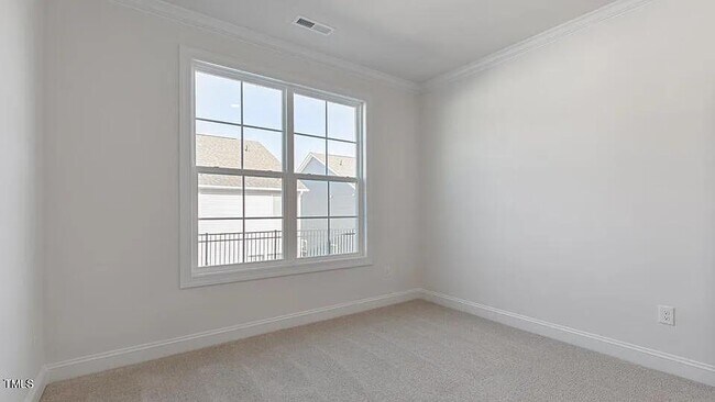 Building Photo - 614 Andrade Dr