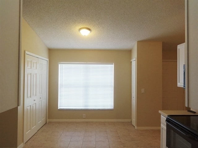 Building Photo - 1142 Jaslo St SE