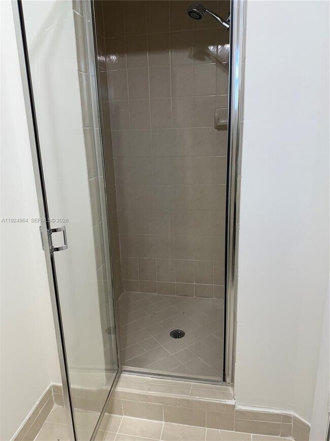 Building Photo - 16358 SW 82nd Terrace