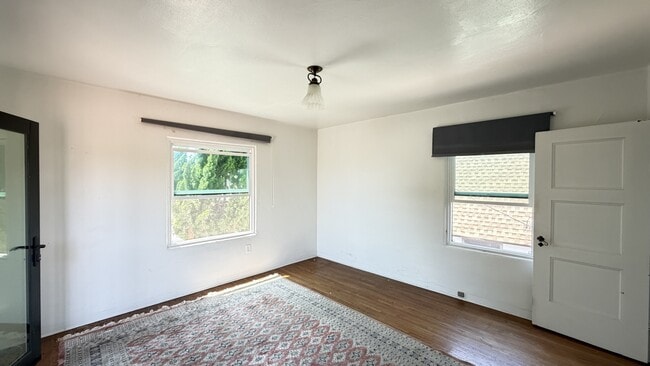Building Photo - 3605 Dove Ct