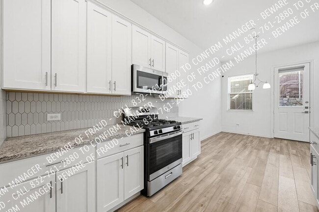 Building Photo - 4355 Hebron St