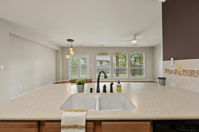 Building Photo - Elegant Home in Teravista Golf Course Comm...