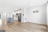 Building Photo - 614 Glenn Lk Dr