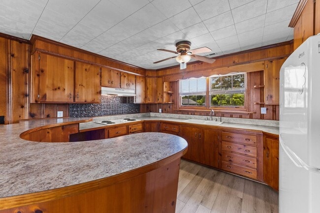 Building Photo - 3 Bed 2 Bath Marshallberg Home Available now