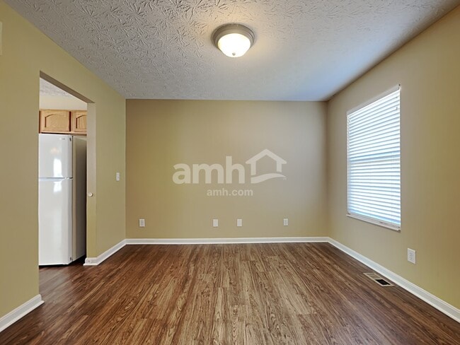 Building Photo - 1468 Vanderlyn Ct