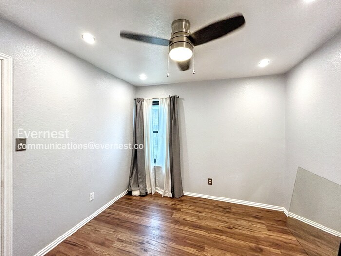 Building Photo - 107 Blue Ridge Trail