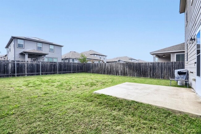 Building Photo - 6504 Albany Sleigh Dr
