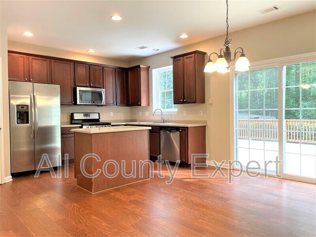 Building Photo - 3045 Spring Field Ct