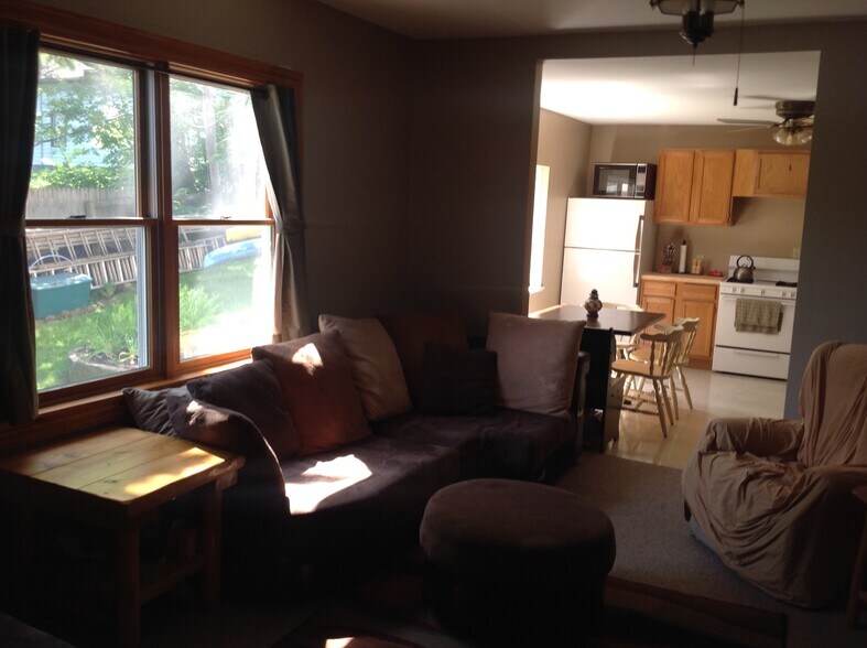 Building Photo - 1920 N Water St