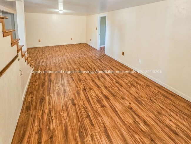 Building Photo - Exquisite Home among the Oak Trees