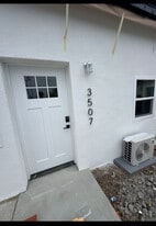 Building Photo - 289 35th St