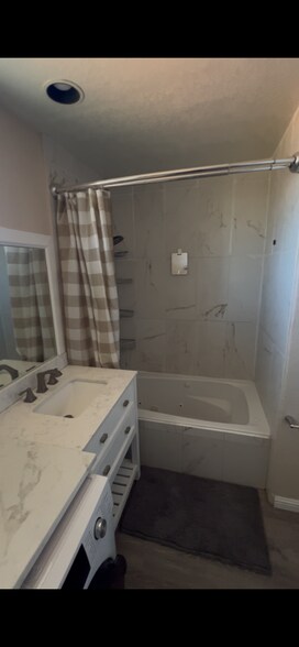 Building Photo - 21611 Wahoo Trl