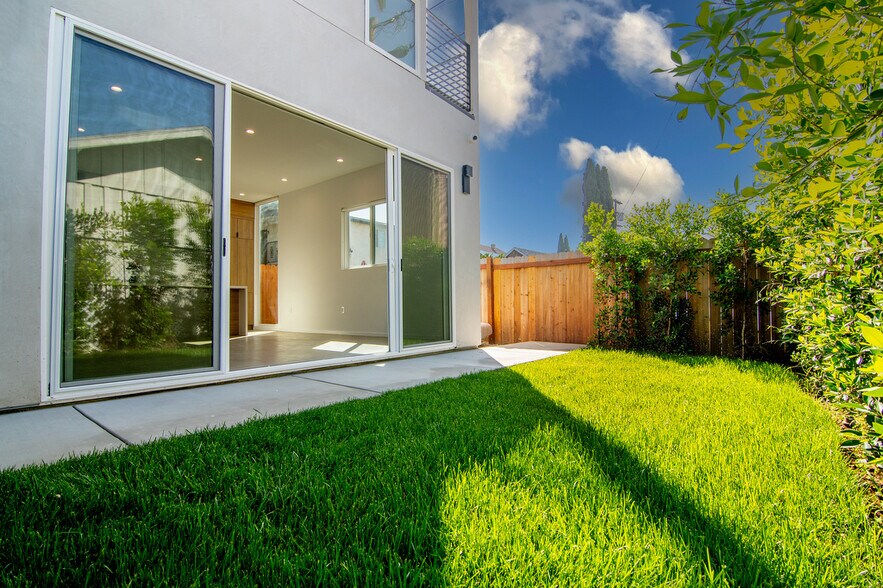 Building Photo - 4610 Franklin Ave