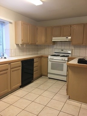Building Photo - 15888 Thiel Way