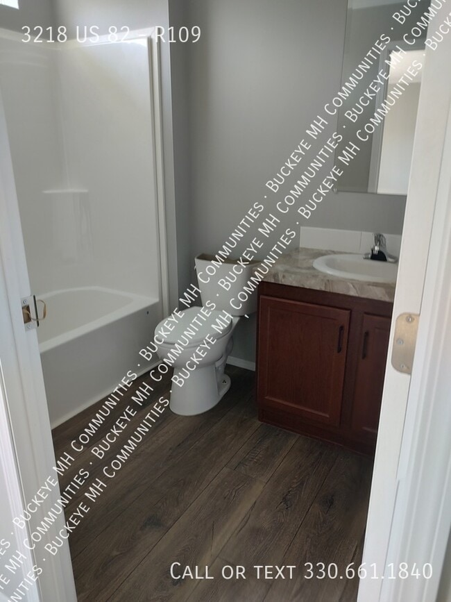 Building Photo - 3218 OH-82