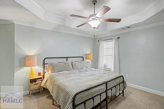 Building Photo - 220 Jackson Ave NE