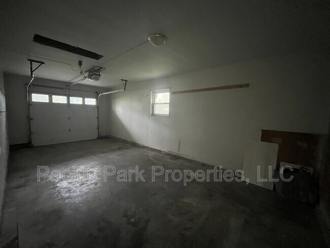 Building Photo - 6520 W 16th St