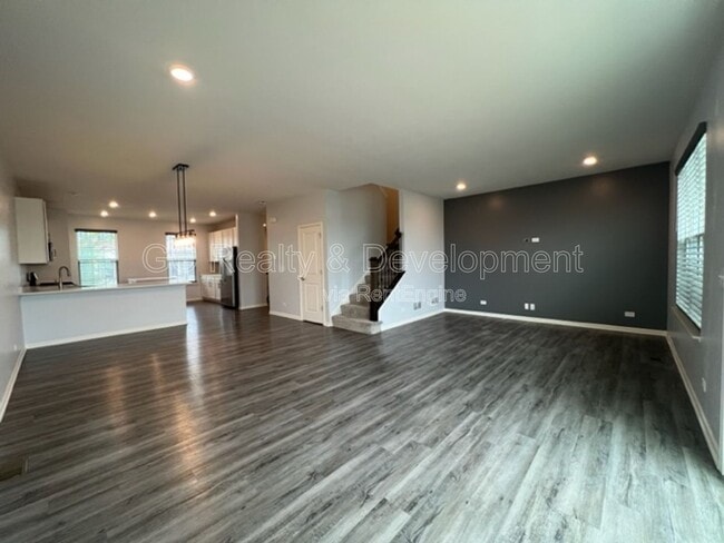 Building Photo - 594 Cimmaron Cir