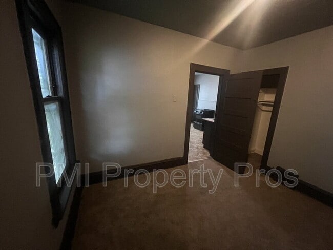 Building Photo - 2530 N 37th St
