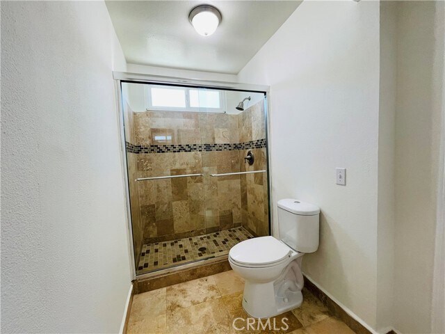 Building Photo - 5815 Calmfield Ave