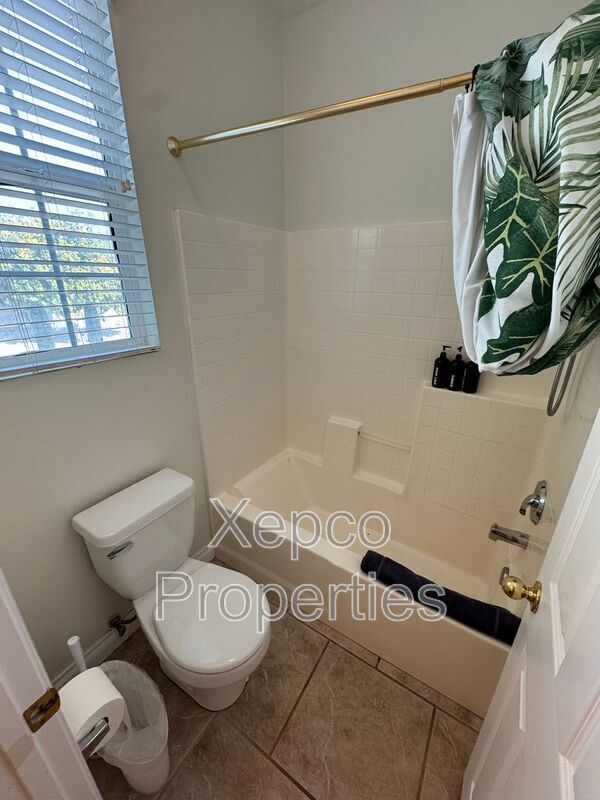 Building Photo - 80746 Diamondback Trail