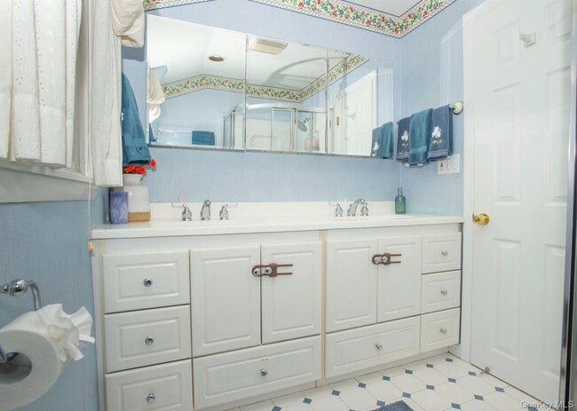 Building Photo - 35 Prospect Rd