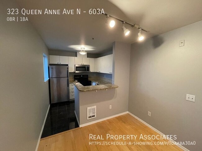 Building Photo - 323 Queen Anne Ave N